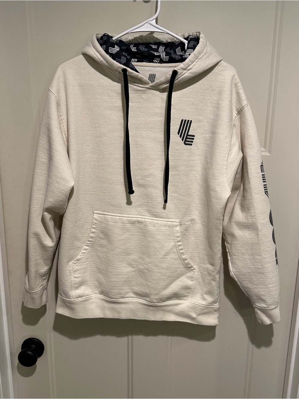 Liv Golf Cream Hooded Pullover Sweatshirt Hoodie - M